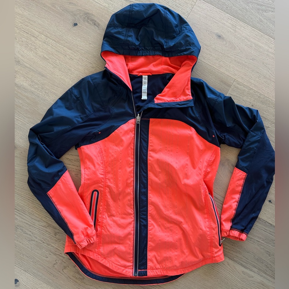 Lululemon Jacket (Size 8)